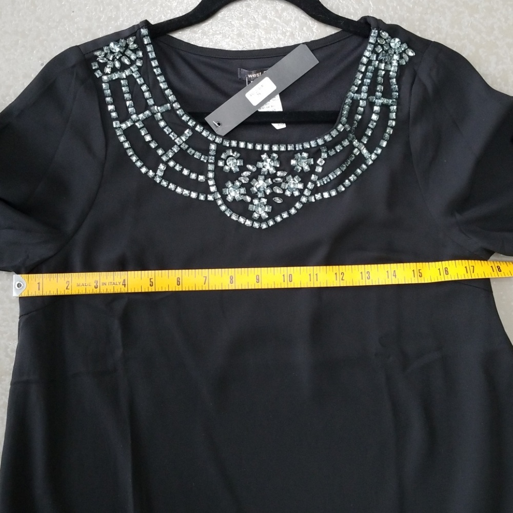 Black Tunic dress with detailed neckline - Picture 2 of 4